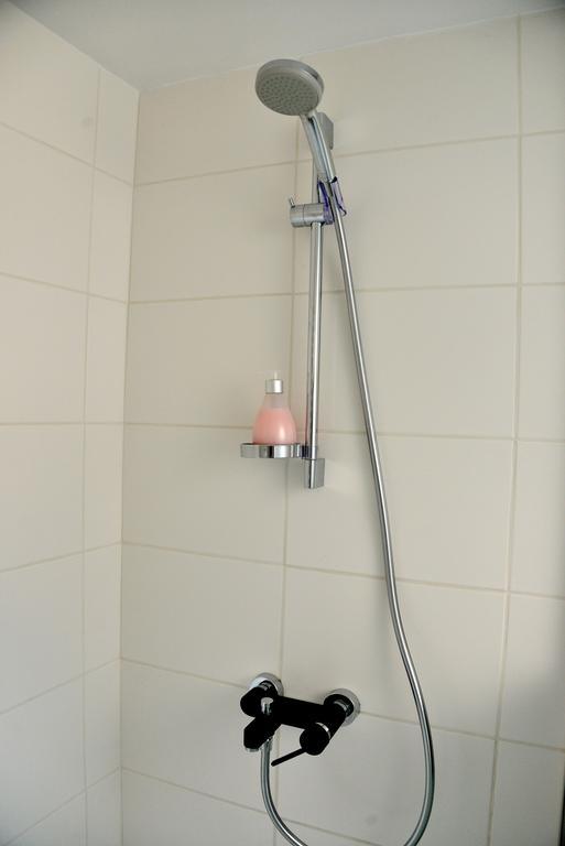 Jono Apartment كلابيدا الغرفة الصورة