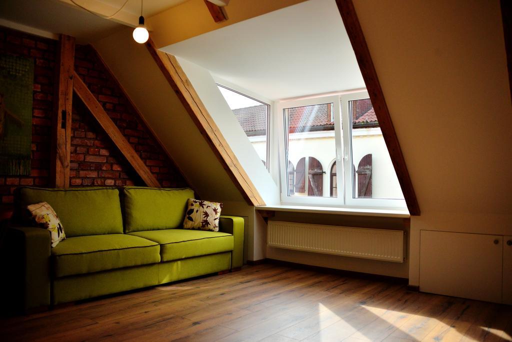 Jono Apartment كلابيدا الغرفة الصورة